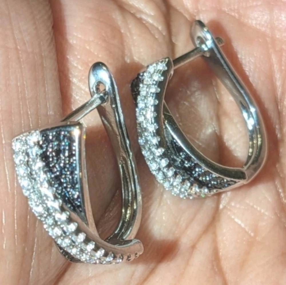 Lab Created Black Diamond Cluster Crossover Hoop Earrings 14k White Gold Plated - Picture 15 of 16